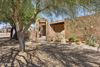 39507 10th St, Phoenix, AZ 85086