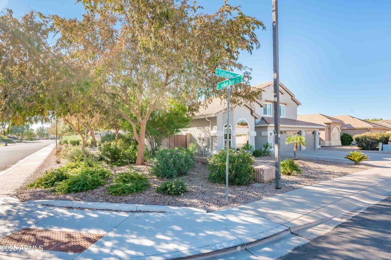 3951 Cullumber St, Gilbert, AZ 85234