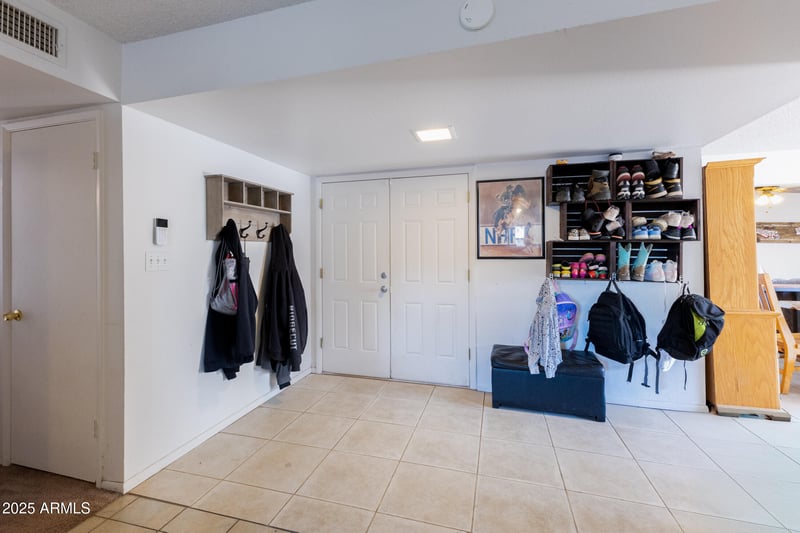 3953 Evans Dr, Phoenix, AZ 85053