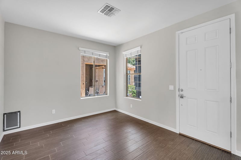 3953 Kesler Ln, Gilbert, AZ 85295