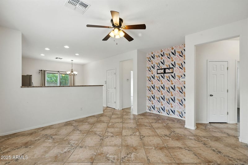 39531 White Tail Ln, Anthem, AZ 85086