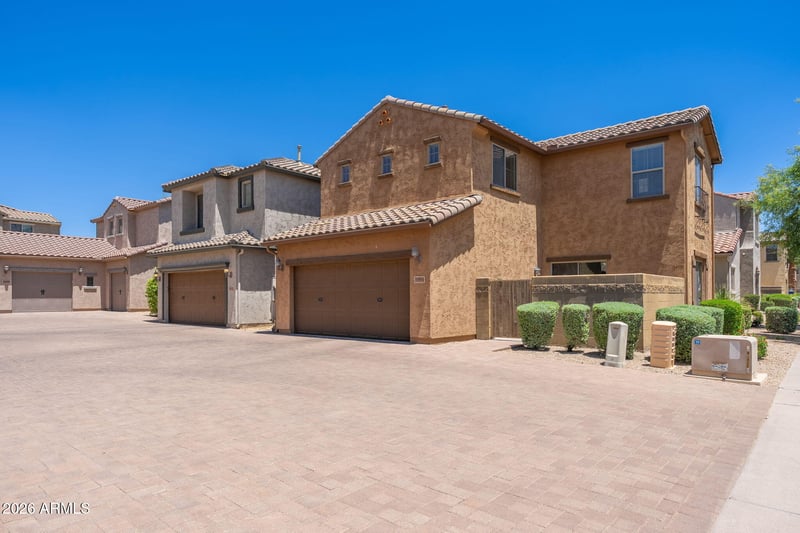 3954 E Melinda Dr, Phoenix, AZ 85050