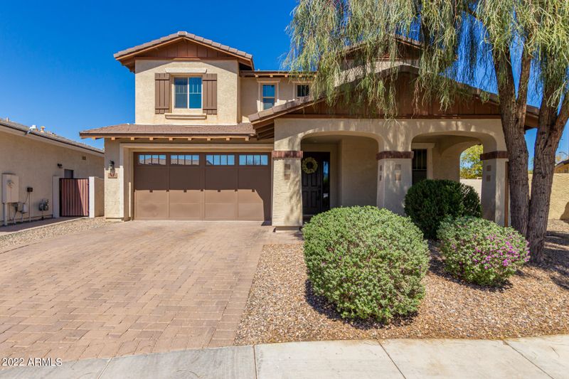 3954 E Rakestraw Ln, Gilbert, AZ 85298