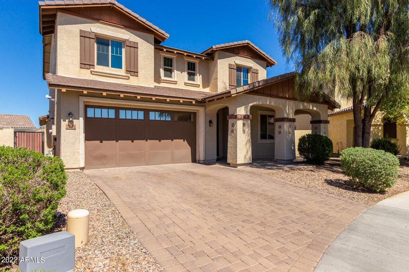 3954 E Rakestraw Ln, Gilbert, AZ 85298