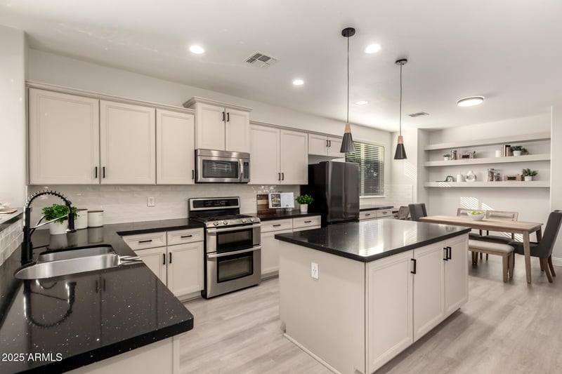 3955 Mesquite St, Gilbert, AZ 85296