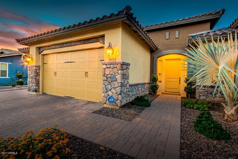 3956 E Elmwood St, Mesa, AZ 85205