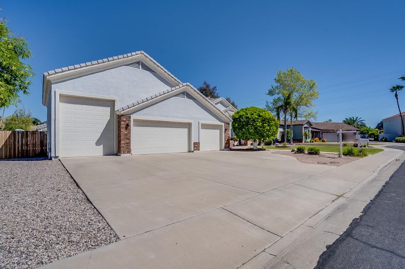 3956 E Farmdale Ave, Mesa, AZ 85206