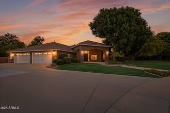 3958 Juniper Cir, Mesa, AZ 85205