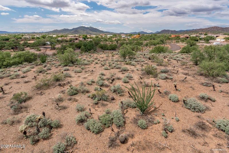 39588 N 3 St #-, Phoenix, AZ 85086