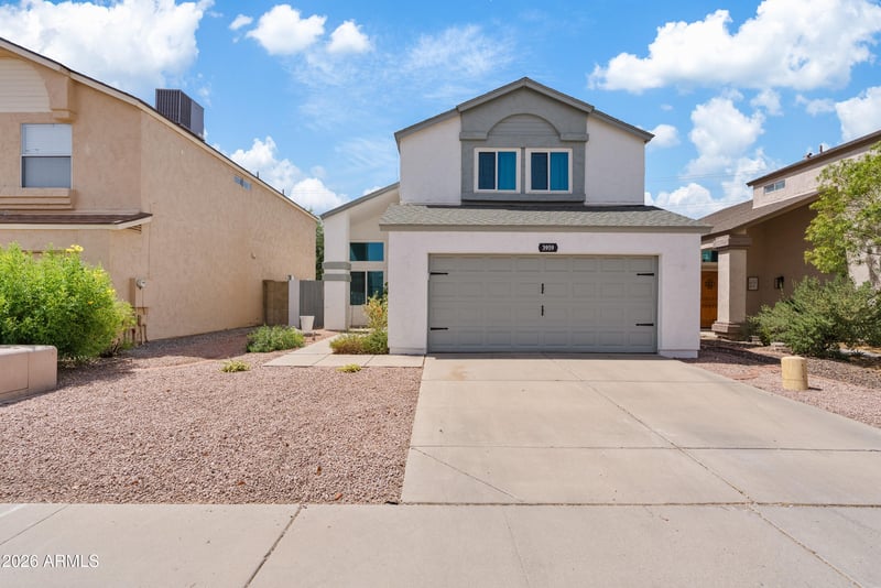3959 Whispering Wind Dr, Glendale, AZ 85310