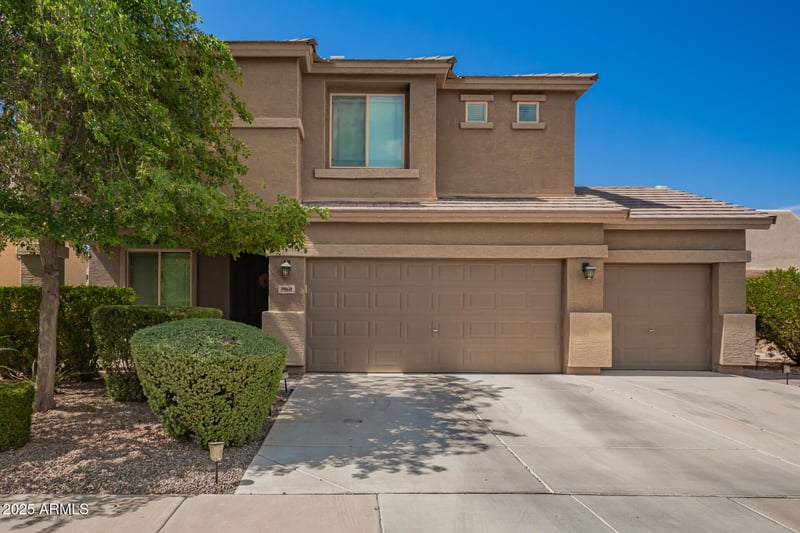 3960 Salter Dr, Glendale, AZ 85308