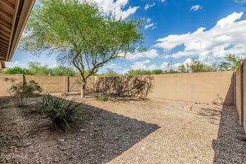 39605 Bent Creek Ct, Phoenix, AZ 85086
