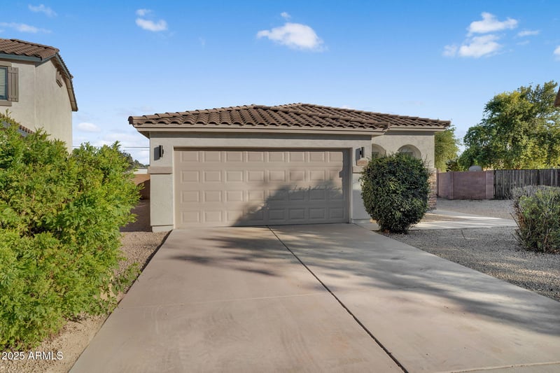 39605 Zampino St, San Tan Valley, AZ 85140