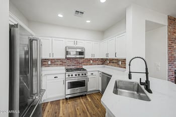 39606 Prairie Ln, Anthem, AZ 85086