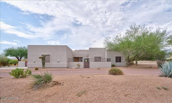 39609 N 1st St, Phoenix, AZ 85086
