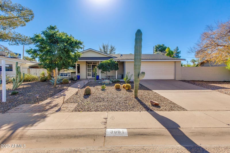 3961 Becker Ln, Phoenix, AZ 85028