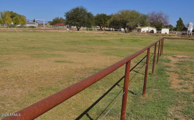 39625 Kennedy Dr, San Tan Valley, AZ 85140