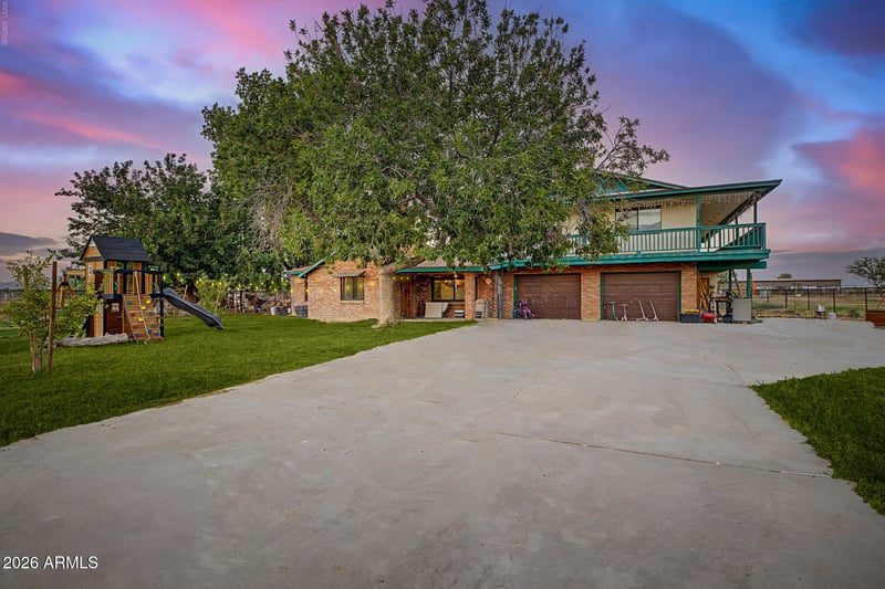 39625 Taylor St, San Tan Valley, AZ 85140