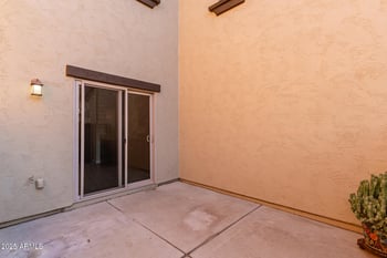 3964 Cat Balue Dr, Phoenix, AZ 85050