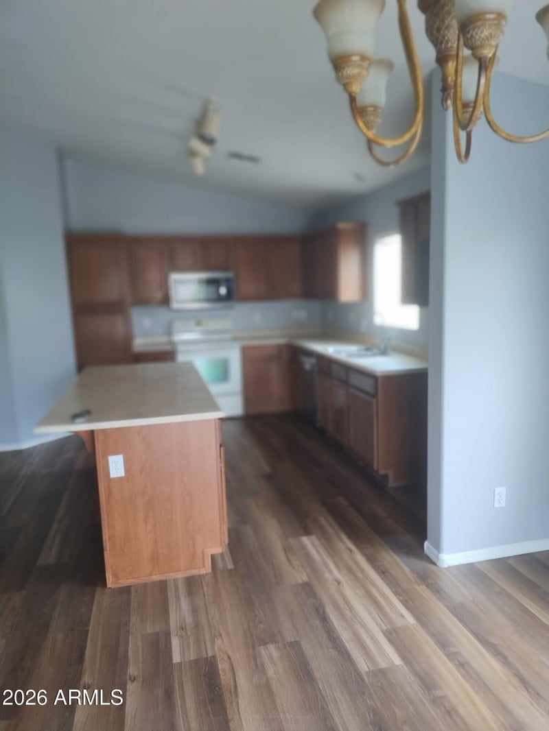 39641 N Parisi Ln N, San Tan Valley, AZ 85140