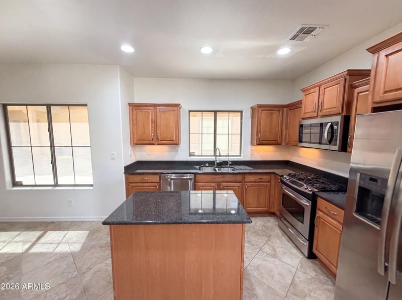 3968 E Melinda Dr, Phoenix, AZ 85050