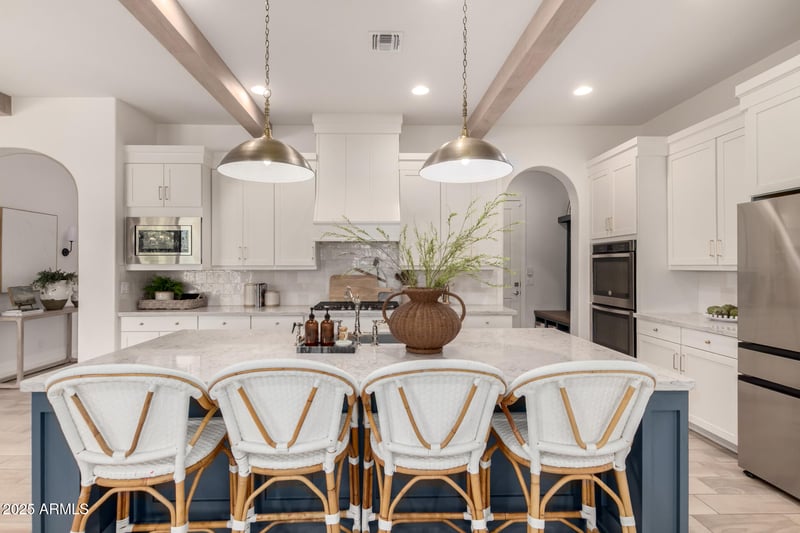 3970 E Iris Dr, Chandler, AZ 85286