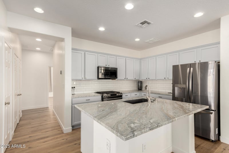 39709 Lost Legend Dr, Anthem, AZ 85086