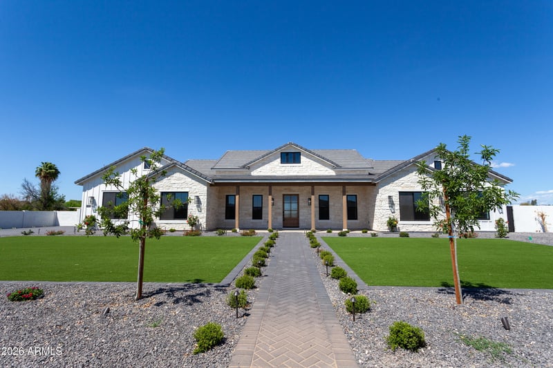 3972 Hash Knife Draw Rd, San Tan Valley, AZ 85140