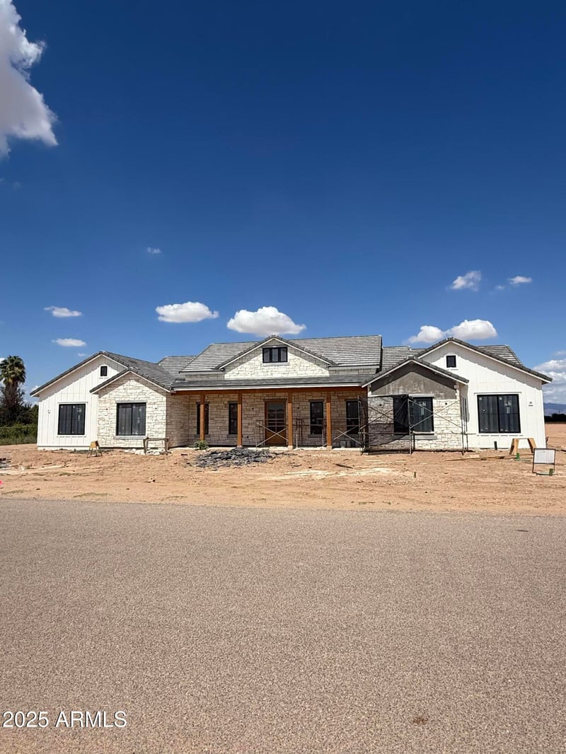 3972 Hash Knife Draw Rd, San Tan Valley, AZ 85140