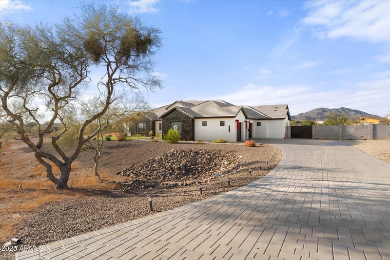 39720 7th St, Phoenix, AZ 85086