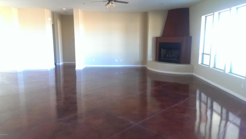 39724 N 10th St, Phoenix, AZ 85086