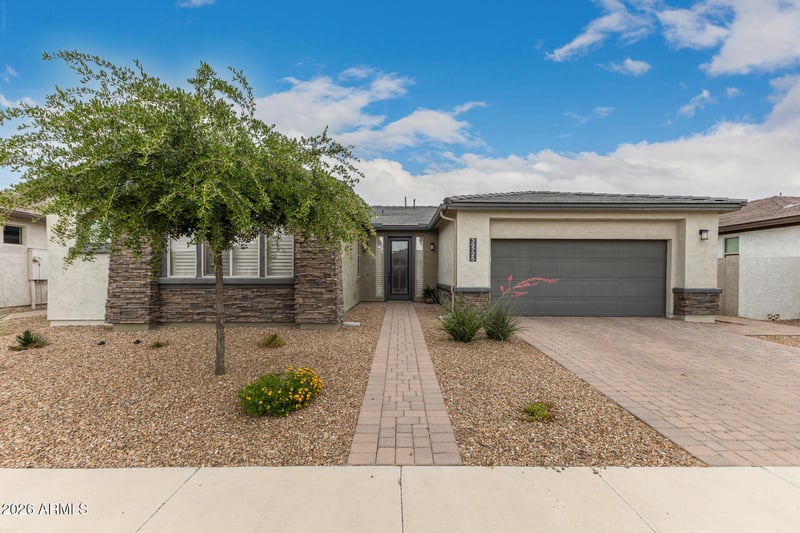 39725 Hailey Ln, San Tan Valley, AZ 85140