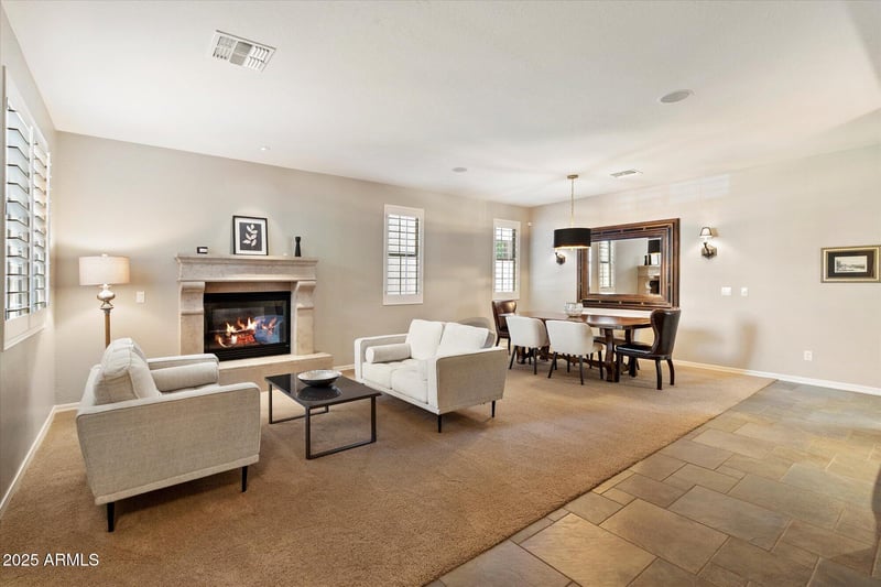 3973 E Hummingbird Ln, Phoenix, AZ 85050