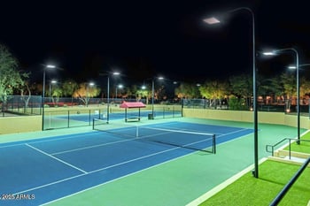 3973 Hummingbird Ln, Phoenix, AZ 85050