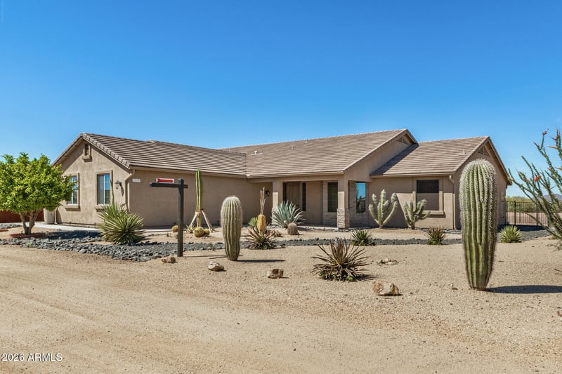 39730 New River Rd, Phoenix, AZ 85086