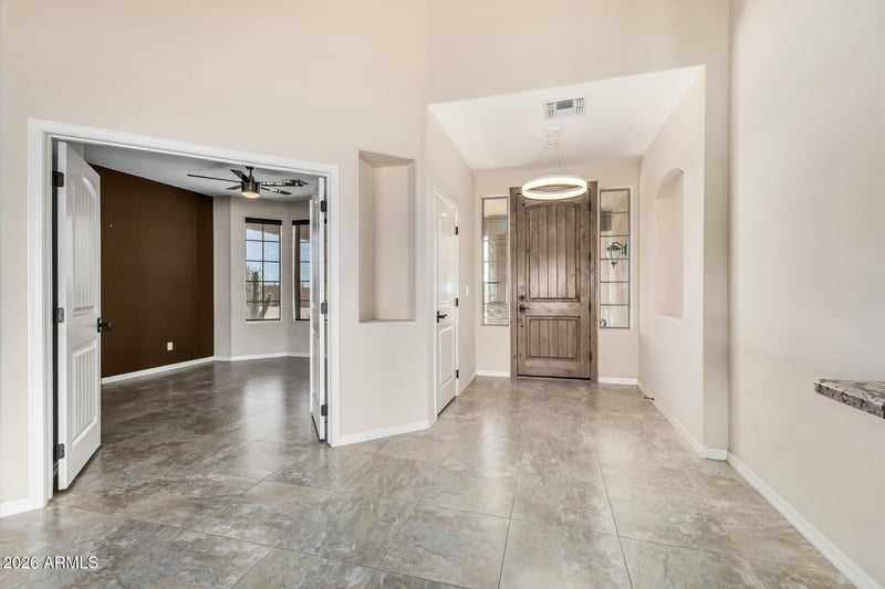 39730 New River Rd, Phoenix, AZ 85086