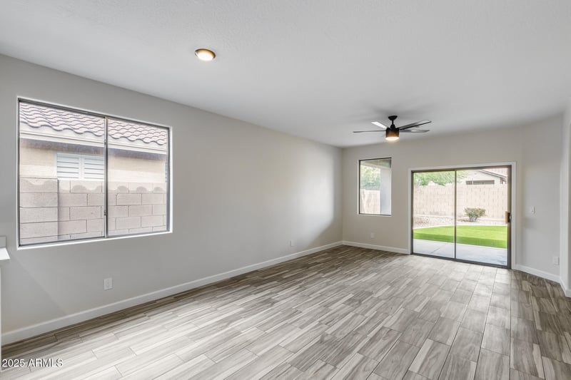 39731 High Noon Way, Phoenix, AZ 85086