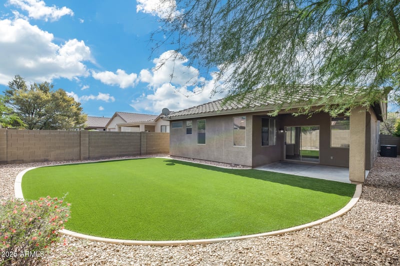 39731 High Noon Way, Phoenix, AZ 85086
