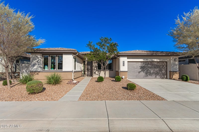 39763 Collins Ln, San Tan Valley, AZ 85140