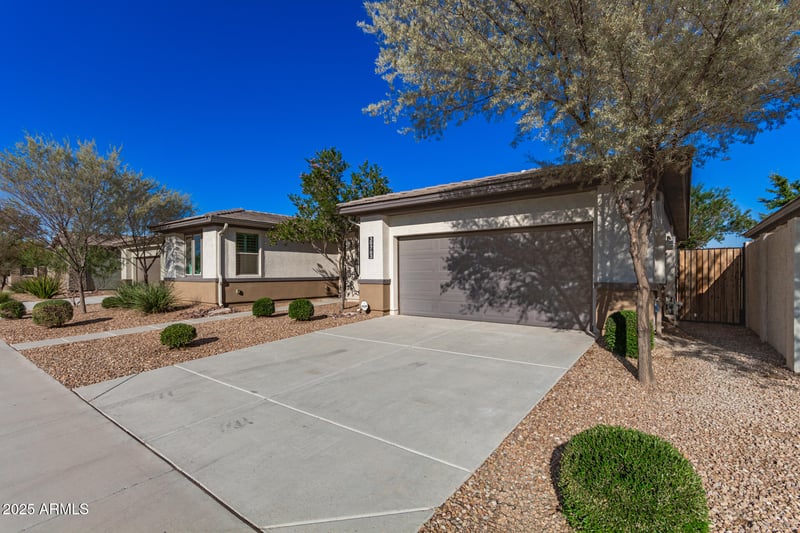 39763 Collins Ln, San Tan Valley, AZ 85140
