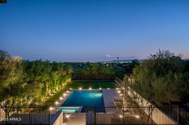 3977 E Paradise View Dr, Paradise Valley, AZ 85253