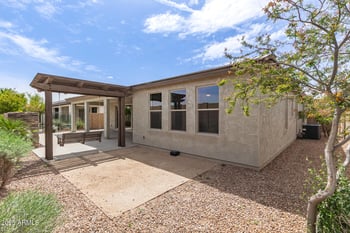 39785 Collins Ln, San Tan Valley, AZ 85140