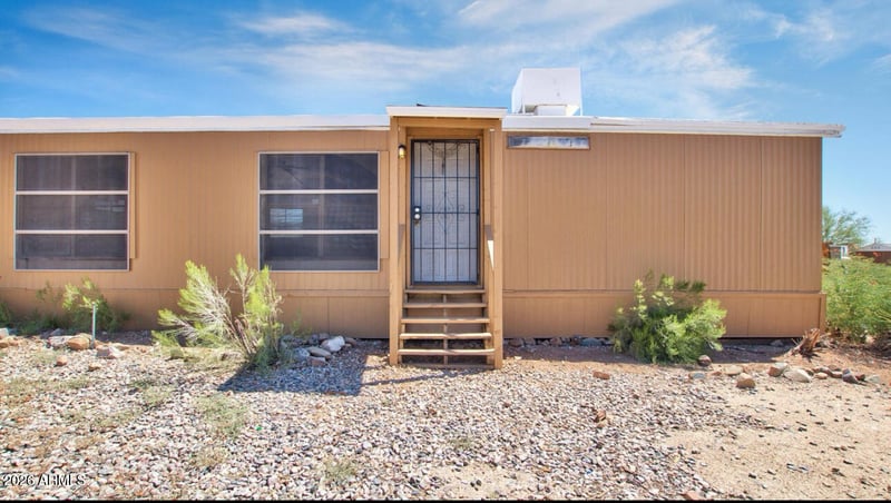 39805 New River Rd, Phoenix, AZ 85086