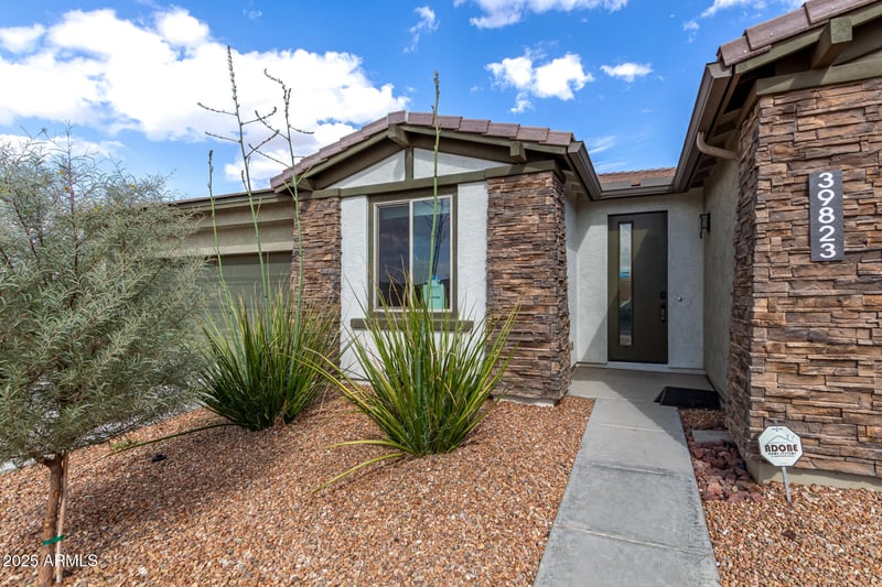 39807 Collins Ln, San Tan Valley, AZ 85140