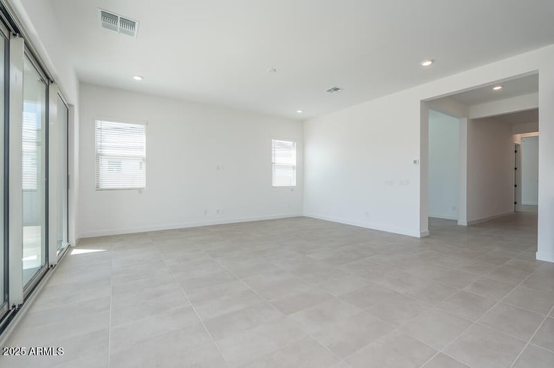 39807 Pinnate Ln, San Tan Valley, AZ 85140