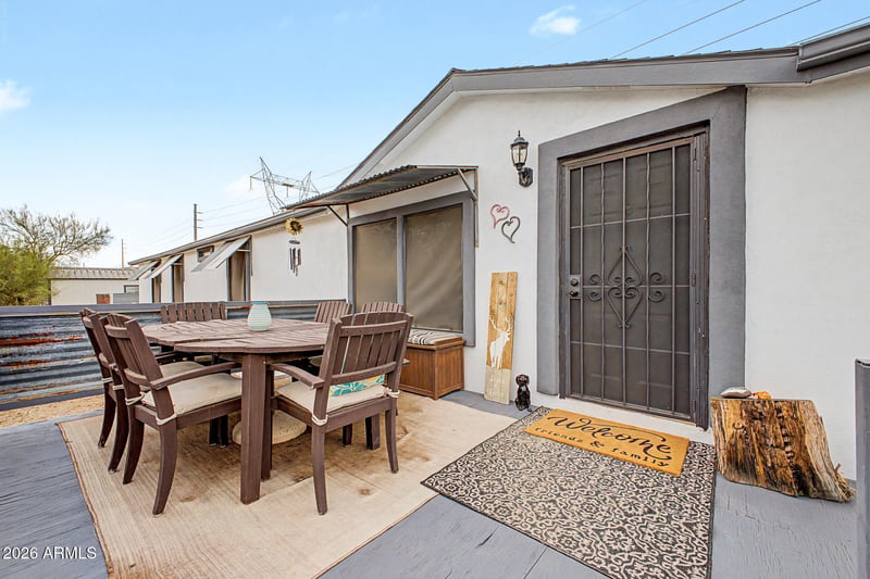 39809 N New River Rd, Phoenix, AZ 85086