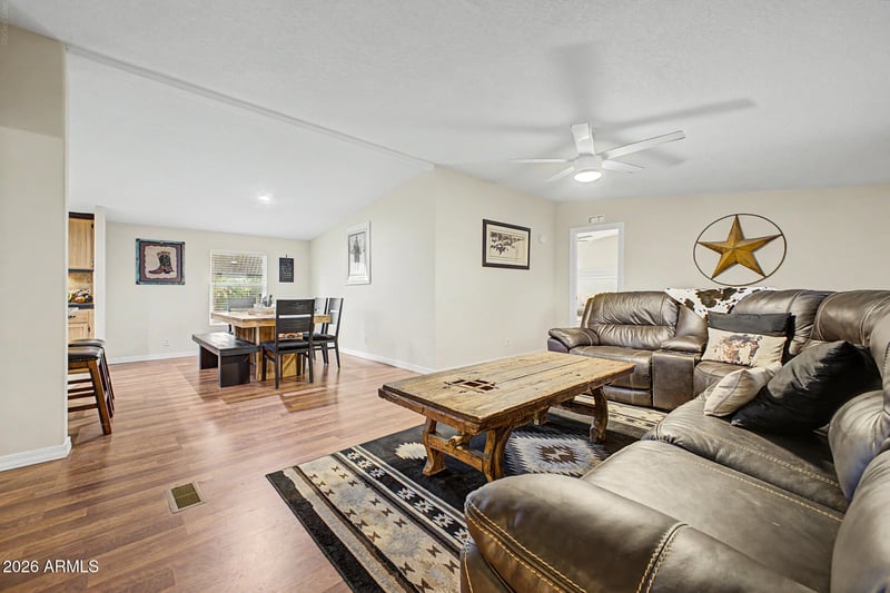 39809 N New River Rd, Phoenix, AZ 85086