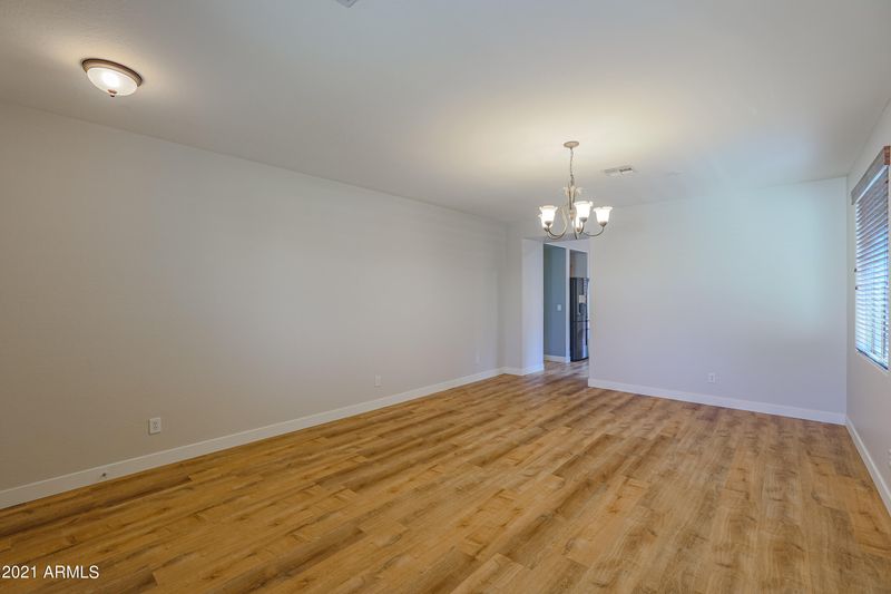 39809 N Thunder Hills Ln, Phoenix, AZ 85086