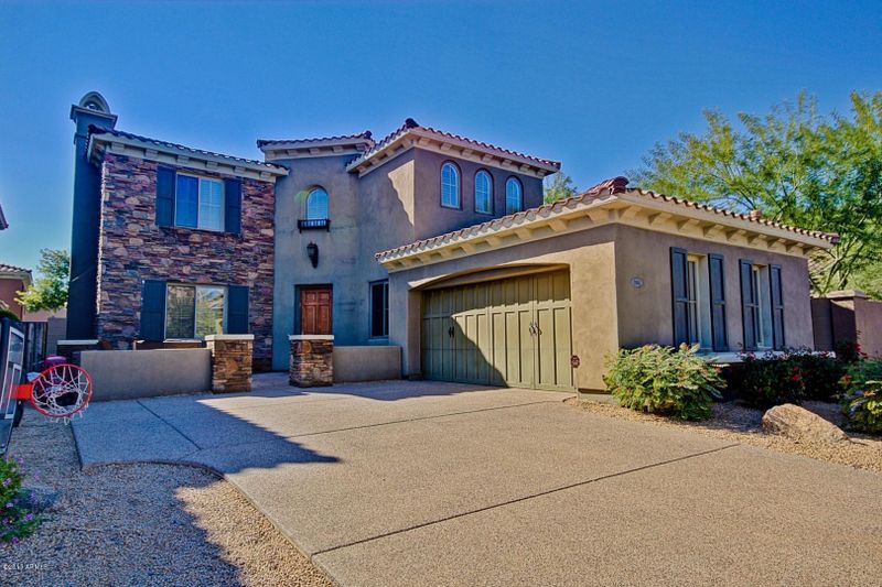 3981 E Robin Ln, Phoenix, AZ 85050
