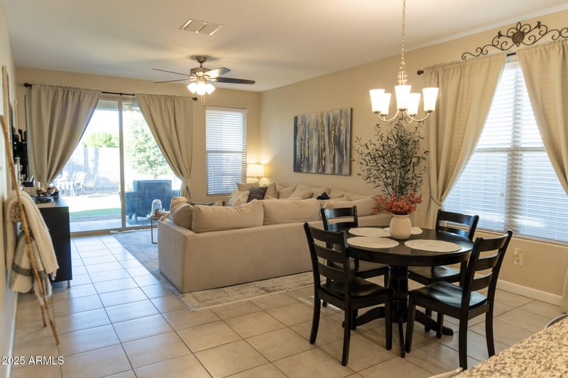 3982 Maggie Dr, San Tan Valley, AZ 85144